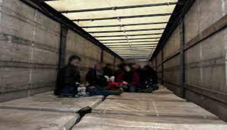 Göçmenlerin Avrupa hayali x-ray cihazına takıldı