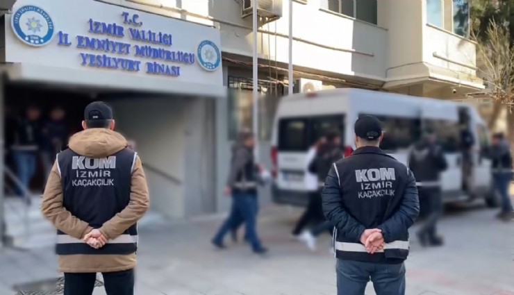 İzmir'de FETÖ operasyonu: 