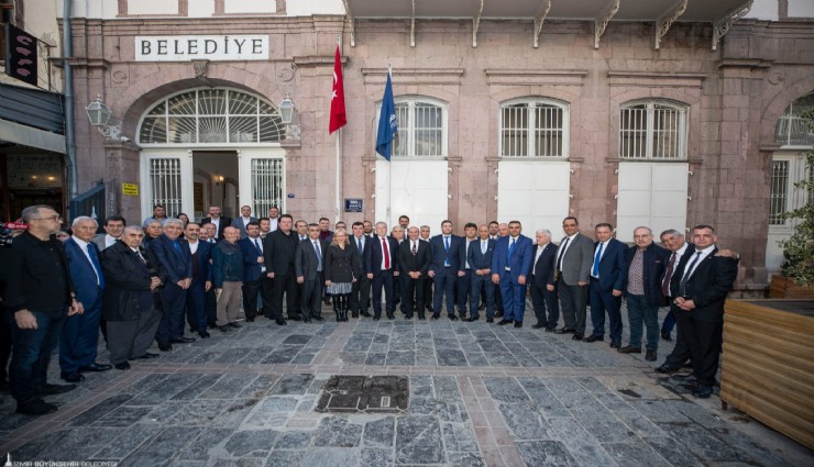 İzmir esnafından Başkan Soyer’e: Hakkınız ödenmez