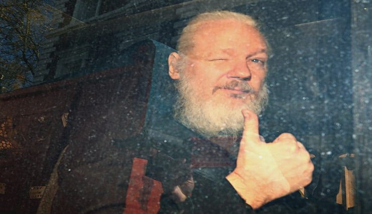 Julian Assange’ın iade davasında karar çıkmadı
