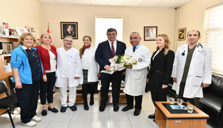 Başkan Cemil Tugay, meslektaşlarıyla buluştu: 