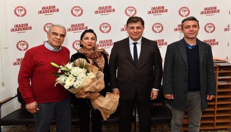 Başkan Tugay, TİP İzmir İl Örgütünü ziyaret etti: İzmir'e ensarlar, TÜGVA'lar giremeyecek