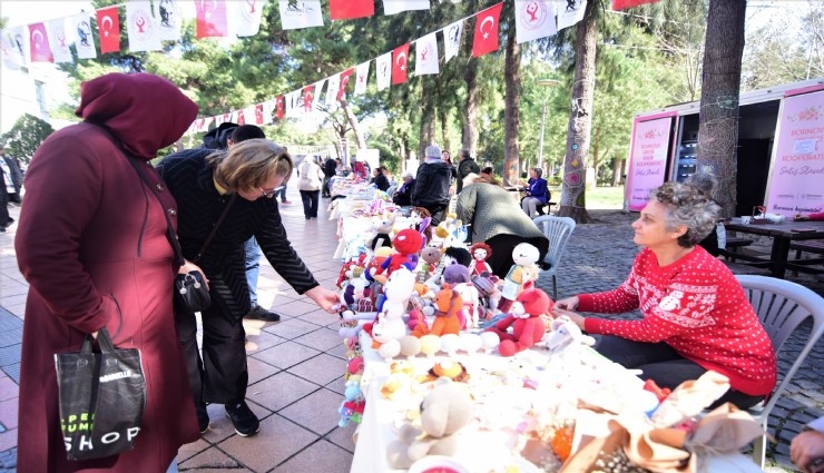 Bornova’da kadın dayanışması