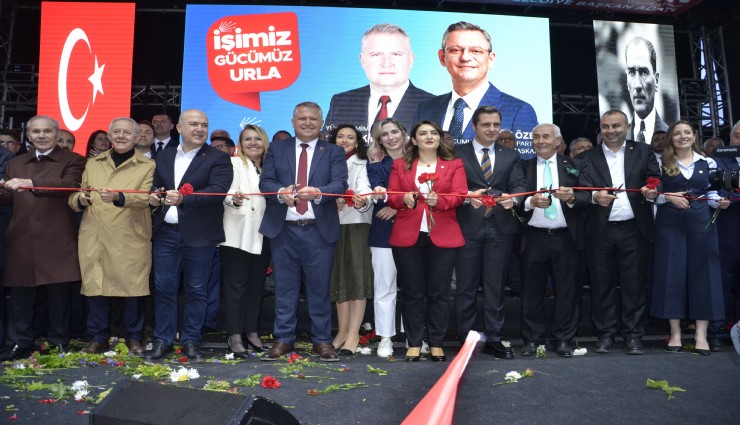 CHP Urla Belediye Başkan adayı Balkan'dan seçim ofisi açılışı