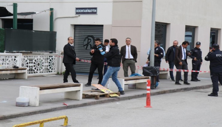 Denizli'de hastahane önünde silahlı saldırı: 2'si ağır 7 kişi yaralandı