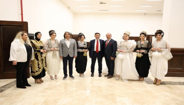 Hamza Dağ: ''Balkan Türkleri gibi çalışıp, projeleri hayat geçireceğiz''