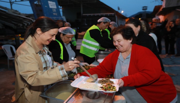 Hep birlikte zorluklarla mücadele ettik