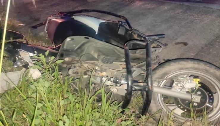 Motosikletiyle yayaya çarptı: 1 can kaybı, 1 yaralı