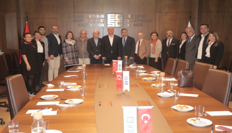 Özlale:İzmir sorunlar değil fırsatlar şehri olacak