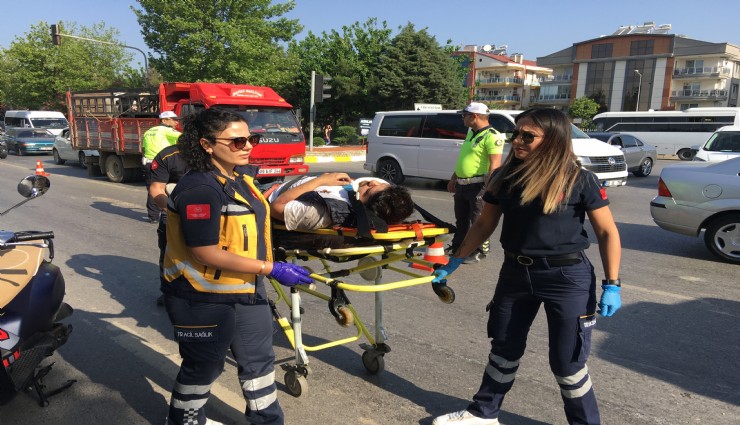 Aydın'da motosiklet yayaya çarptı: 2 kişi yaralı