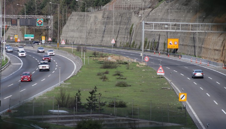 Bolu'da kamyon ve tırlara geçiş yasağı