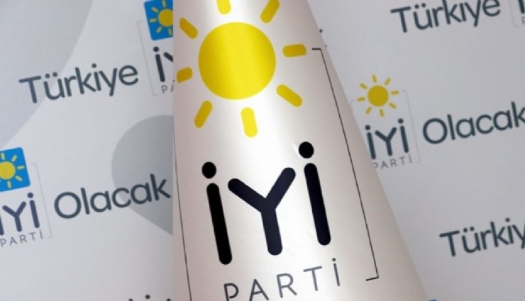İYİ Parti Genel Başkan Yardımcısı Aydemir partisinden istifa etti