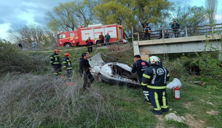 Motosikletle otomobilin karıştığı kazada 3 kişi öldü