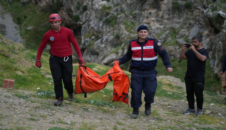 Spil Dağ'ında erkek cesedi bulundu