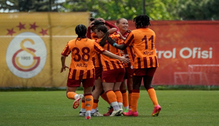 Galatasaray Kadın Futbol Takımı şampiyon