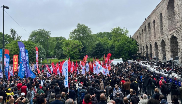 İstanbul'da 1 Mayıs kutlamalarında gözaltına alınan kişi sayısı 210'a yükseldi