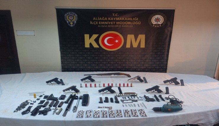 İzmir'deki iki ilçede yasa dışı ticaret yapanlaraa operasyon: 7 kişiye tutuklama