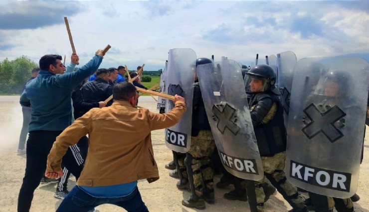 Kosova'da barış ve huzurun teminatı: Türk askeri