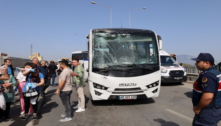 Turgutlu'da feci kaza:İşçi servisindeki 35 işçi yaralandı