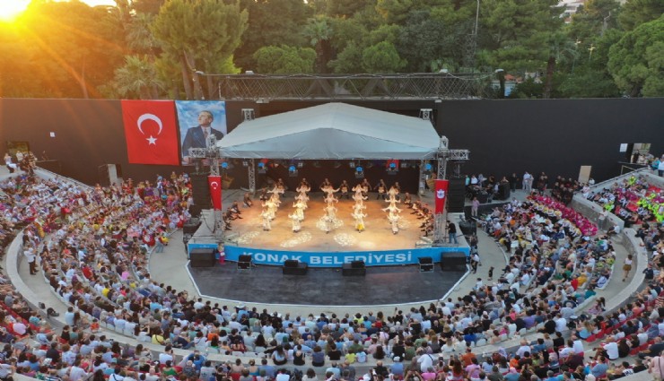 Konak’ın Halk Oyunları Şenliği 18’inci kez ‘merhaba’ dedi