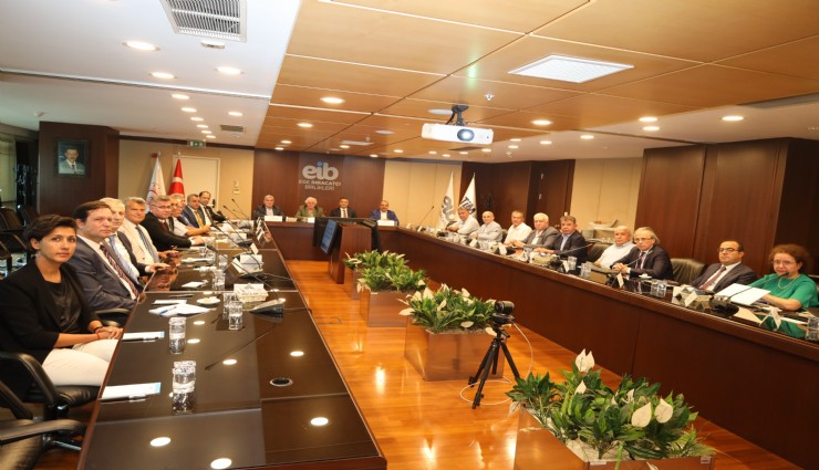 İzmirli ihracatçıların KDV iadeleri ortalama 17 günde sonuçlandırılıyor