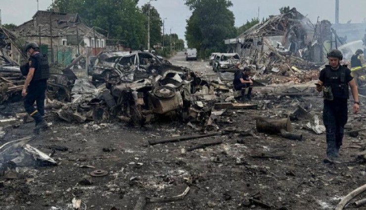 Rusya Donetsk'i vurdu: 6 ölü