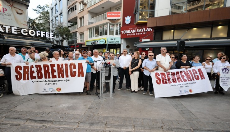 Srebrenitsa Katliamı’nda hayatını kaybedenler Konak’ta anıldı