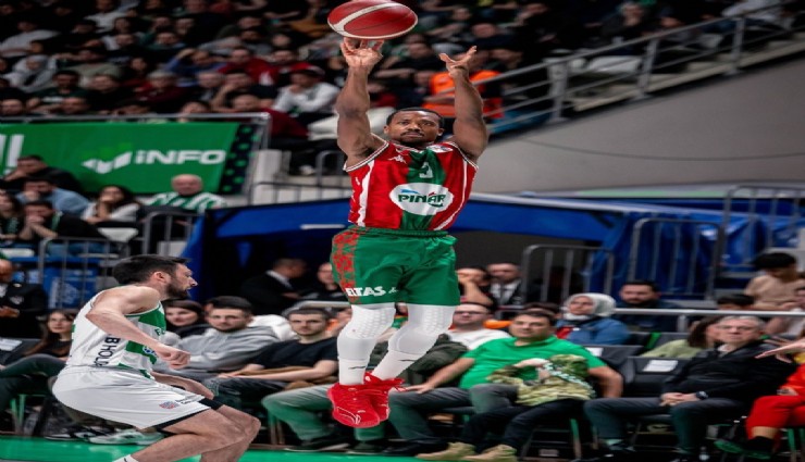 Errick McCollum, 1 yıl daha Karşıyaka’da