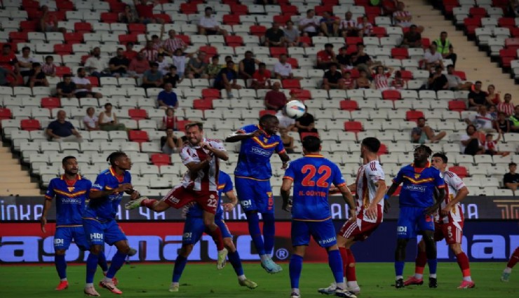 Göztepe, Antalya'dan 1 puanla dönüyor: 0-0