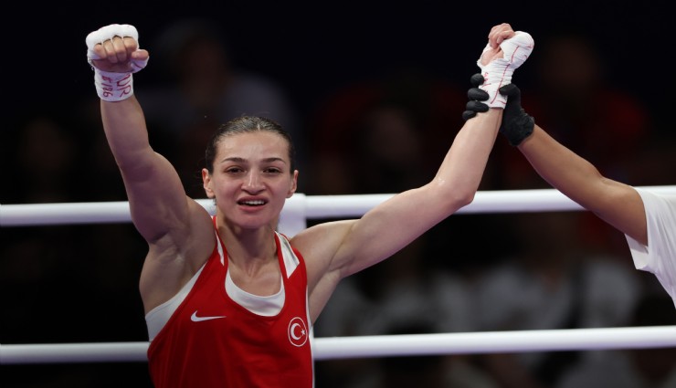 Milli Boksör Buse Naz Çakıroğlu Olimpiyatlarda finalde