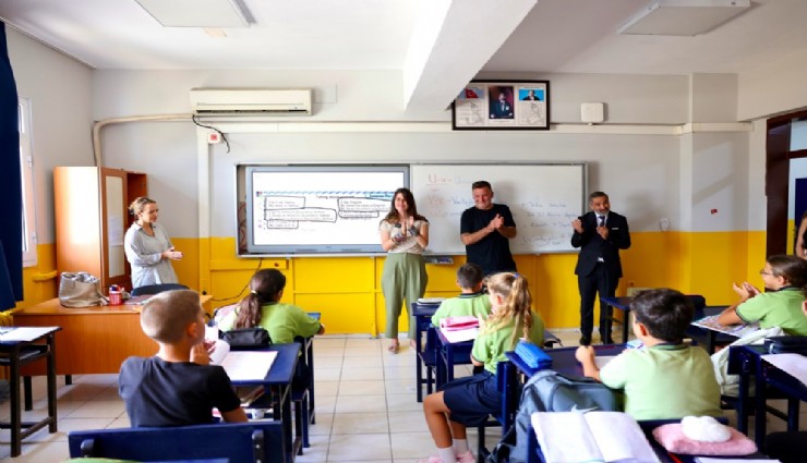 Başkan Denizli’den öğrencilere okula Hoş Geldin paketi