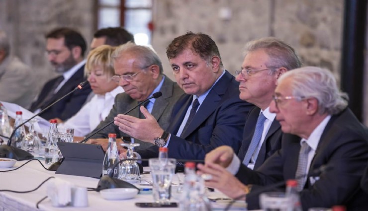 Başkan Tugay: ''Son iki ölçümde Körfez kirliliğinde artış yok''