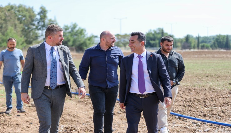 CHP Genel Başkan Yardımcısı Erhan Adem’den Buca’nın tarım çalışmalarına övgü