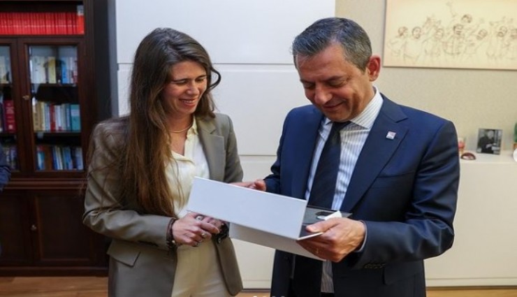 CHP lideri Özgür Özel New York heyetınde İzmir'den süpriz isim