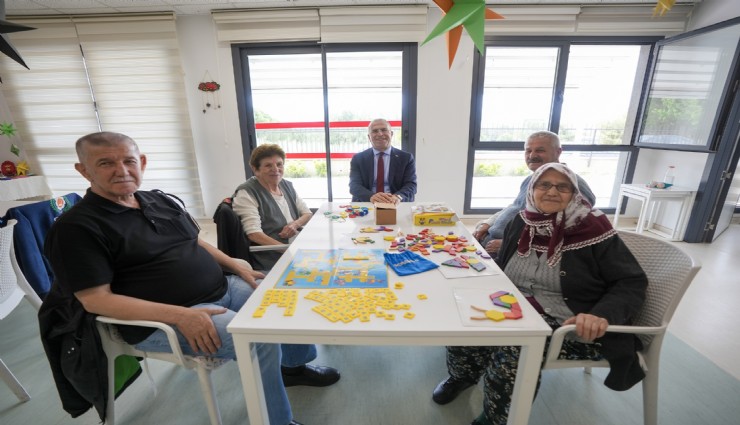 Gaziemir Belediyesi’nden alzheimer hastalarına tam destek