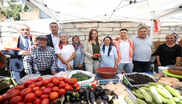 Karşıyaka'da Yamanlar Domates Şenliği