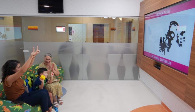 Medical Point’te çocuklar hem eğleniyor hem öğreniyor hem de tedavi oluyor