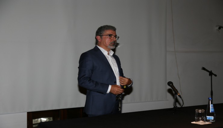 Selçuk Efes Kent belleğinin gündeminde deprem söyleşisi