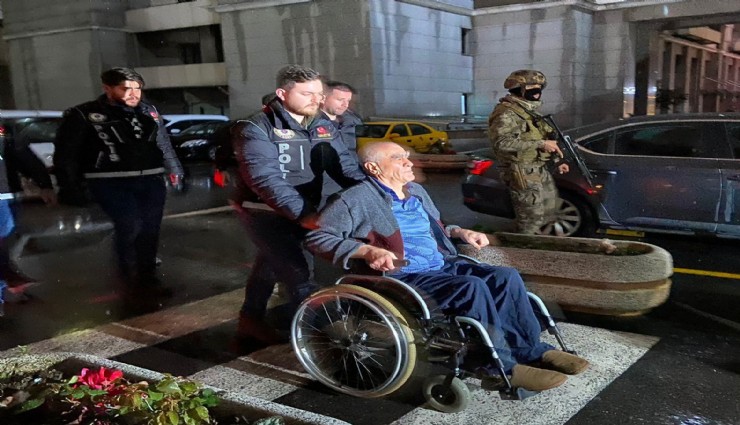 Urfi Çetinkaya, İzmir'de  tutuklu bulunduğu cezaevinde öldü