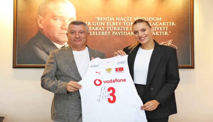 Voleybolun Yıldızı Güzelbahçe’de antrenman yapacak
