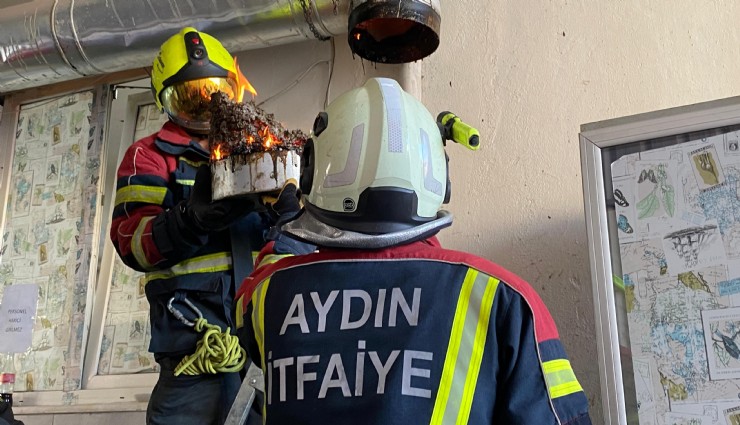 Aydın'da akaryakıt istasyonu içerisindeki lokantada yangın paniği