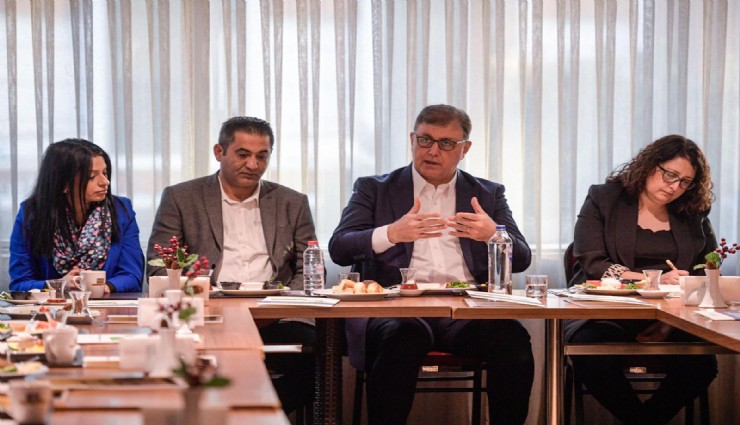 Başkan Tugay'dan Romanlara mesaj: Roman kültürünü koruyarak yaşatacağız
