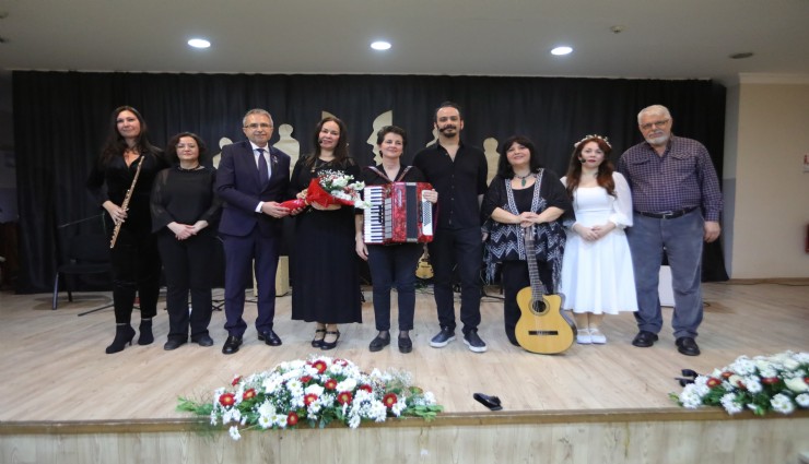 Bayraklı Belediyesi, Uğur Mumcu'yu andı