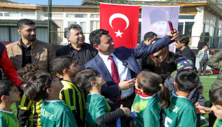 Bayraklı’da U-10 Cup turnuvası görkemli finalle tamamlandı
