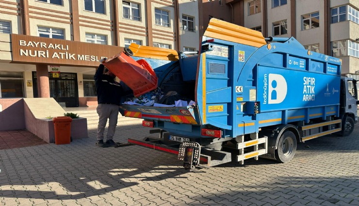 Bayraklı’dan geri dönüşüme 1 yılda 650 ton atık