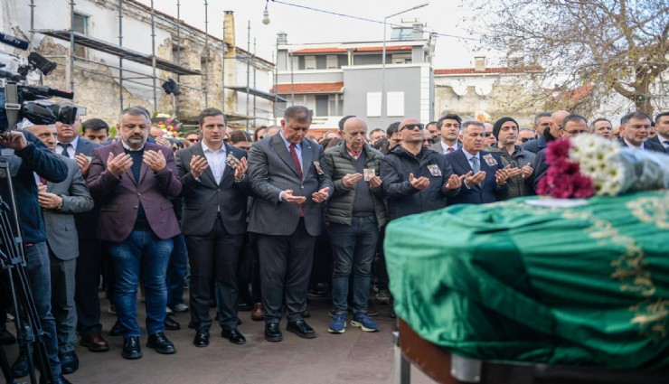Bolu'da yangında hayatını kaybeden Müge Suyolcu ve Pera Suyolcu son yolculuğuna uğurlandı