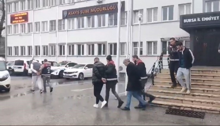 Bursa'da yaşlı kadını 'polis' diyerek kandırıp 1 milyon 500 bin lira dolandırdılar