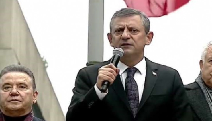CHP lideri Özel, Beşiktaş Belediyesi önünde: Milletin iradesine sahip çıkmaya geldik