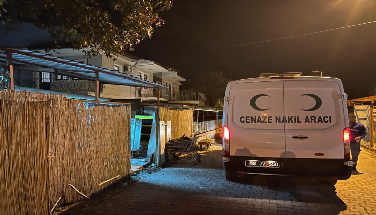 Fethiye'de arkadaş cinayeti: Yatağında katletti
