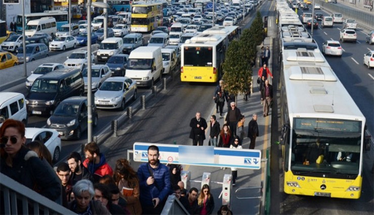 İstanbul'da ulaşıma yüzde 35 zam